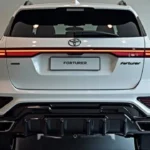 Toyota Fortuner 2025 SUV – 30kmpl Mileage, 204PS Power & Premium Interiors